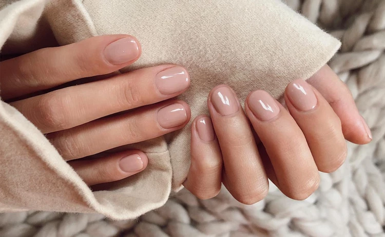 Short Nude Nails 2022 Manicure Trends