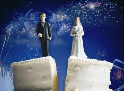 5-Divorce-Party-Ideas-to-Celebrate-the-Change-of-Your-Social-Status