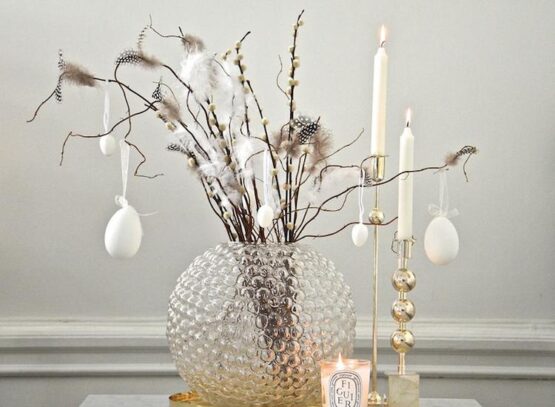 Easter-Tree-2022-Trends-Minimalist-and-Natural-Decorating-Ideas