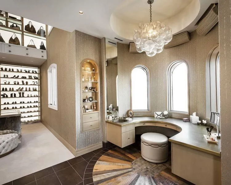 Luxury Closets Design walk in wardrobe