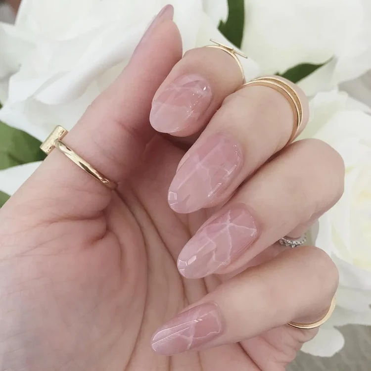 Nail trends 2022 rose quartz manicure