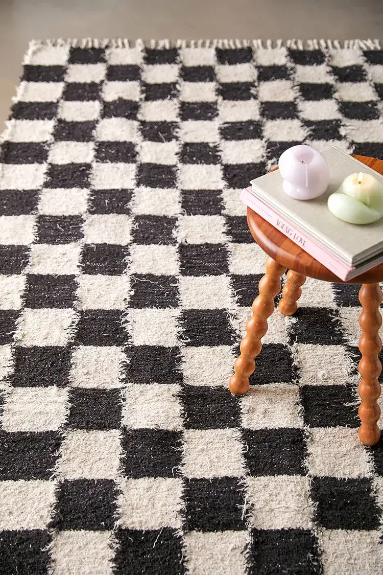 2022 Chequered Design Trends decor ideas floor rug