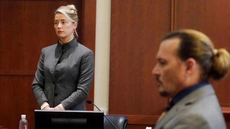 Johnny Depp vs Amber Heard The Jury has decided