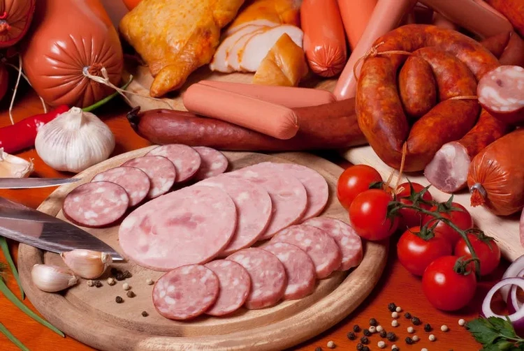Which Foods Cause Aging Processed meat contains excess of salt and preservatives