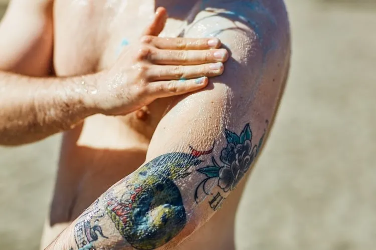 How to Treat a Sunburned Tattoo