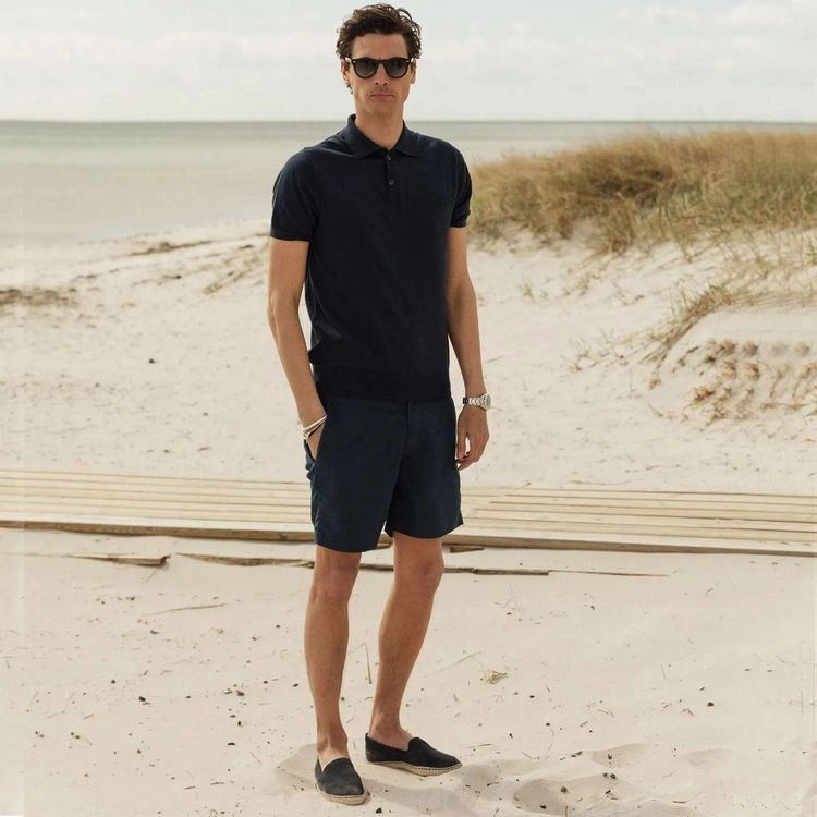 Trendy navy blue shorts for summer