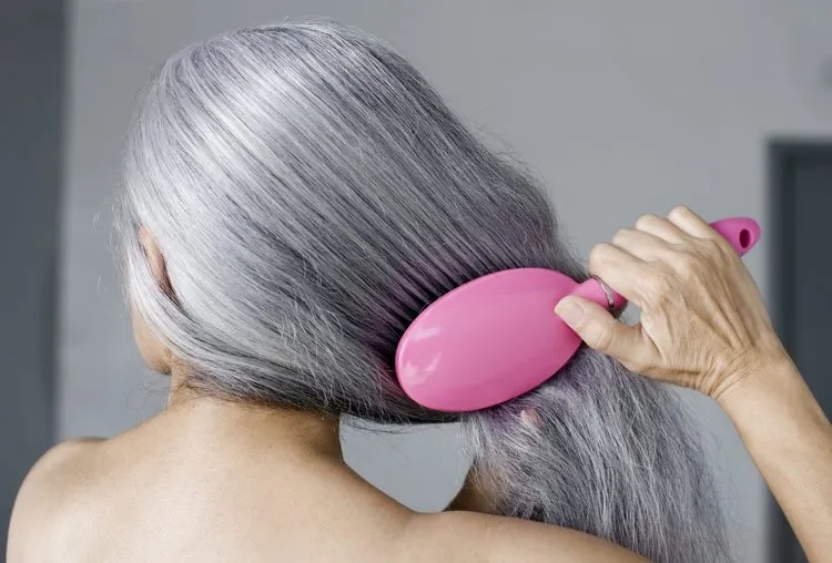 What Products Help Gray Hair Look Shiny