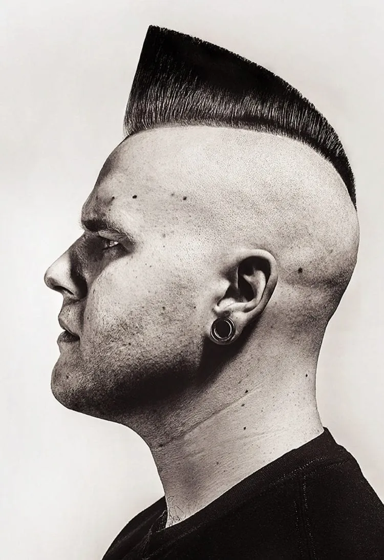 trendy hairstyles men 2022 psychobilly mohawk cut