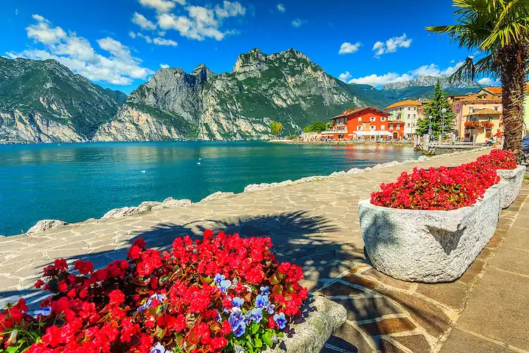 A-holiday-at-Lake-Garda-2022-tips-and-resorts