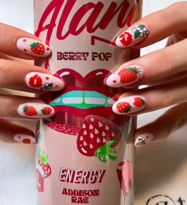 Strawberry Nail Design Summer manicure 2022 Trends