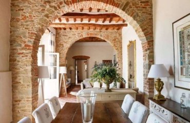 Tuscany-Decorating-Ideas-How-to-Give-a-Modern-Touch-to-Your-Interior