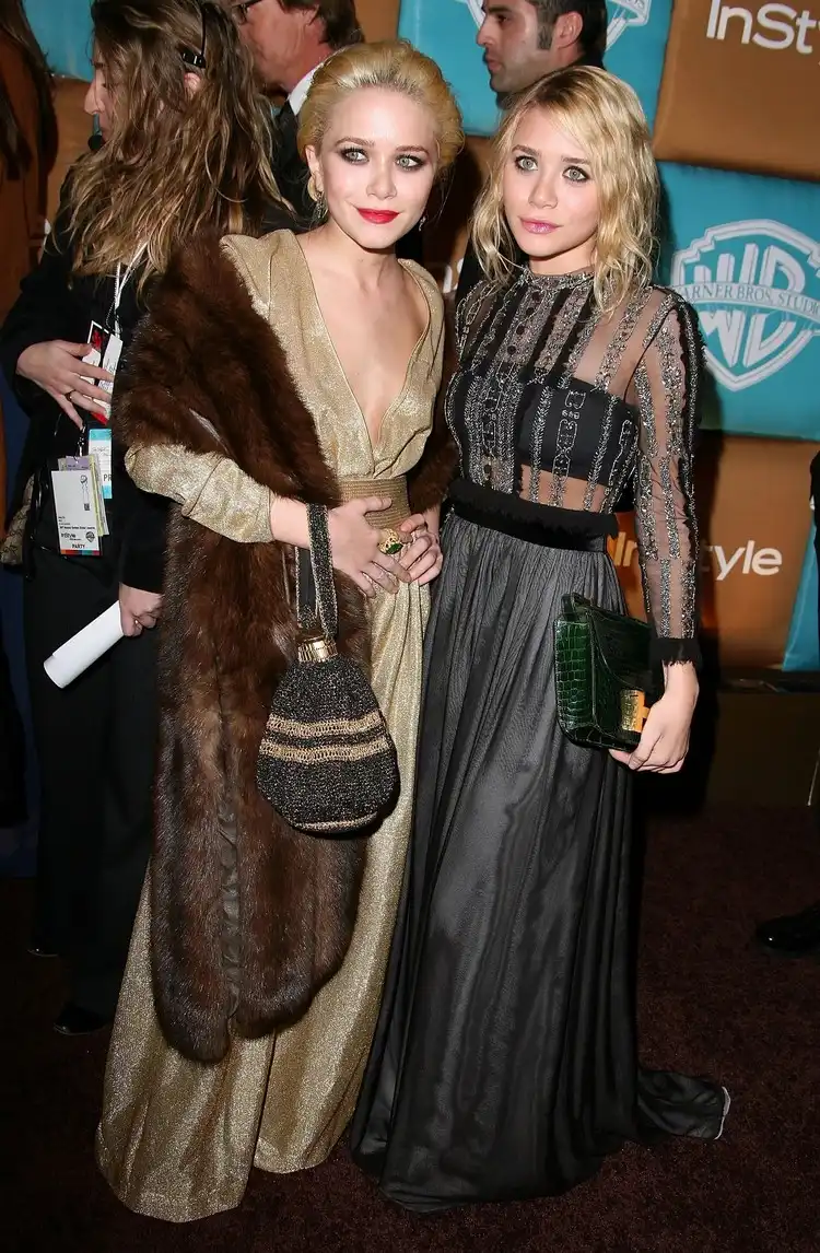 Twins Mary Kate and Ashley Olsen have boho style