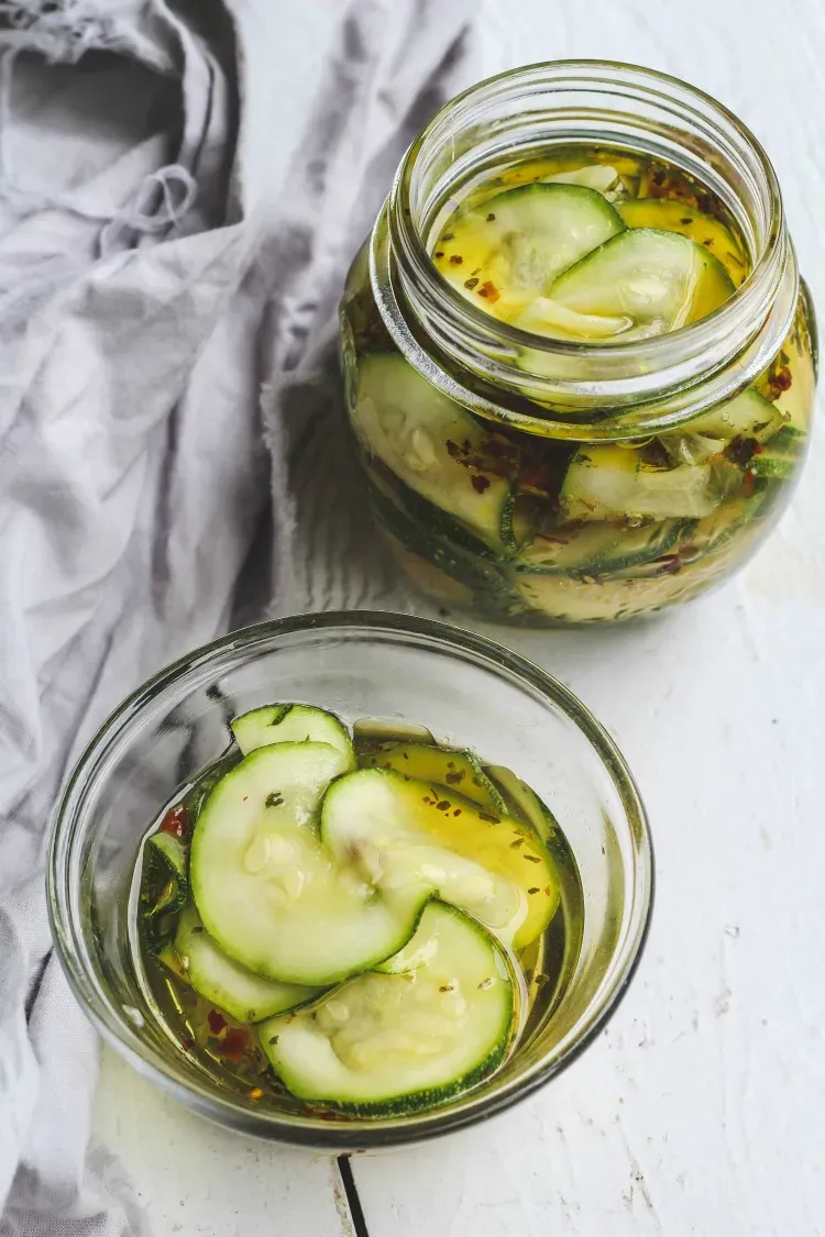 how to store zucchini in jars