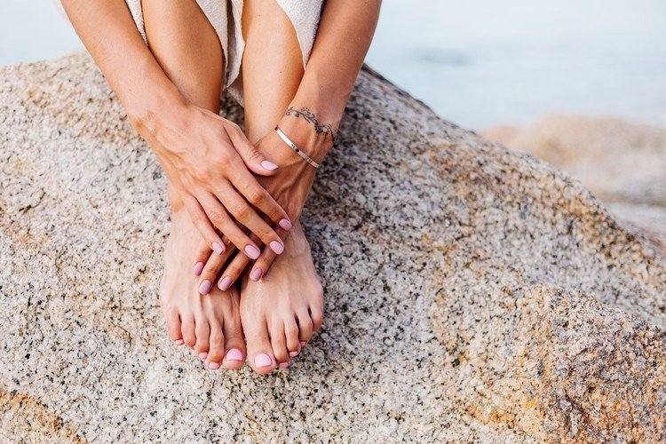 how to take care of your feet in summer 2022