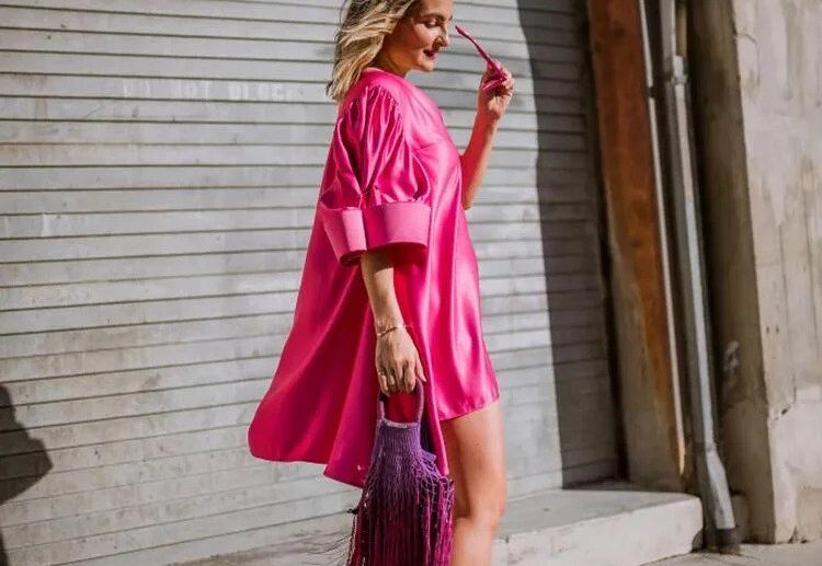 Bright-colors-fall-2022-pink-or-green-are-popular
