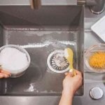 How-to-clean-smelly-drains-with-home-remedies