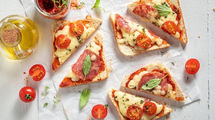 Pizza toast recipes Food trends 2022