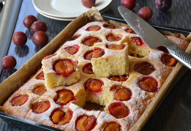 Quick Plum Cake is an easy recipe for the whole family