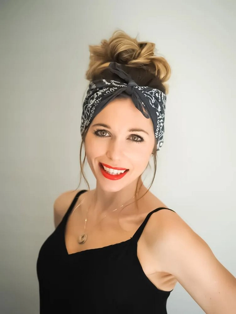 bandana hairstyles messy bun