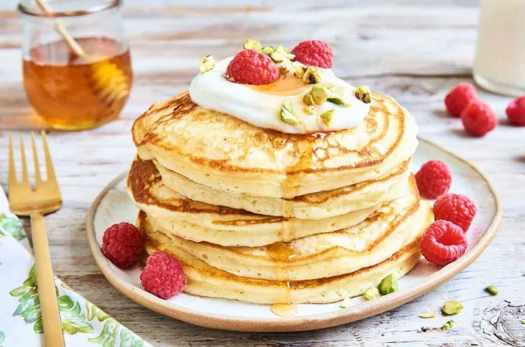 fat burning breakfast healthy slimming food pancakes whey protein