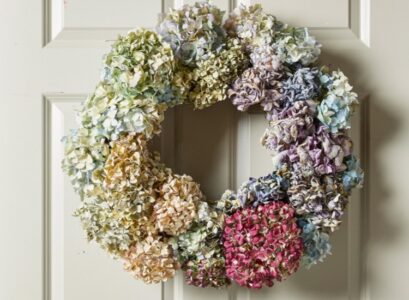 front-door-decoration-dried-flowers-wreath