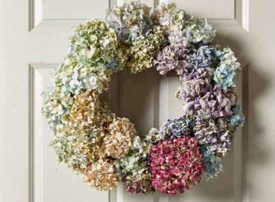 front-door-decoration-dried-flowers-wreath
