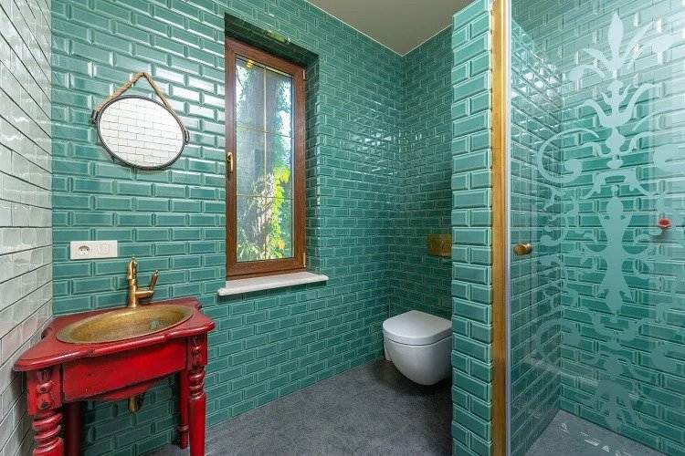 green tile color modern bathroom