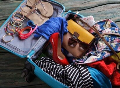 how-to-pack-shoes-in-the-suitcase-trick-optimize-suitcase-storage-steps-to-follow