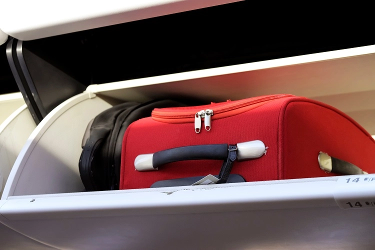 weight cabin suitcase