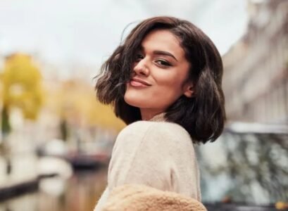 which-haircuts-for-more-volume-italian-bob-trend-hairstyle-autumn-2022