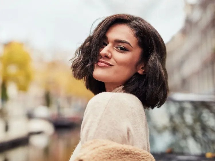 haircuts for more volume italian bob hairstyle trend autumn 2022