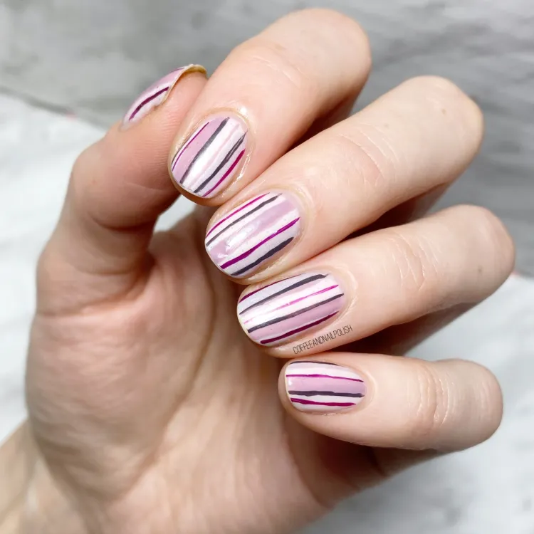 how to make nails optically longer DIY long stripe nail design