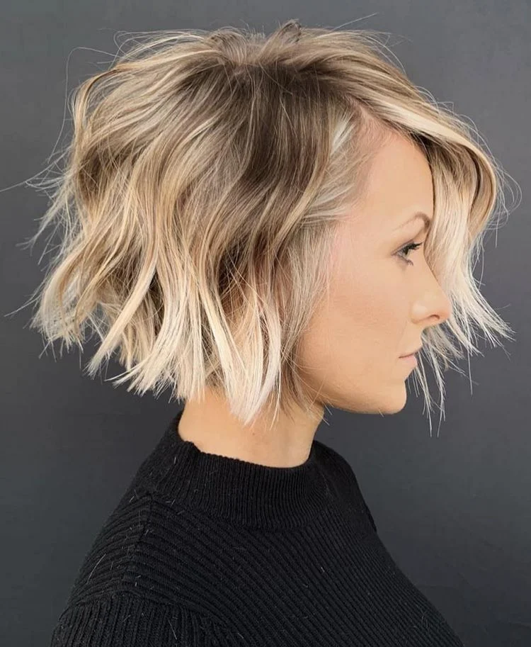 Hairstyle for fall 2022 choppy bob cut is trendy and chic