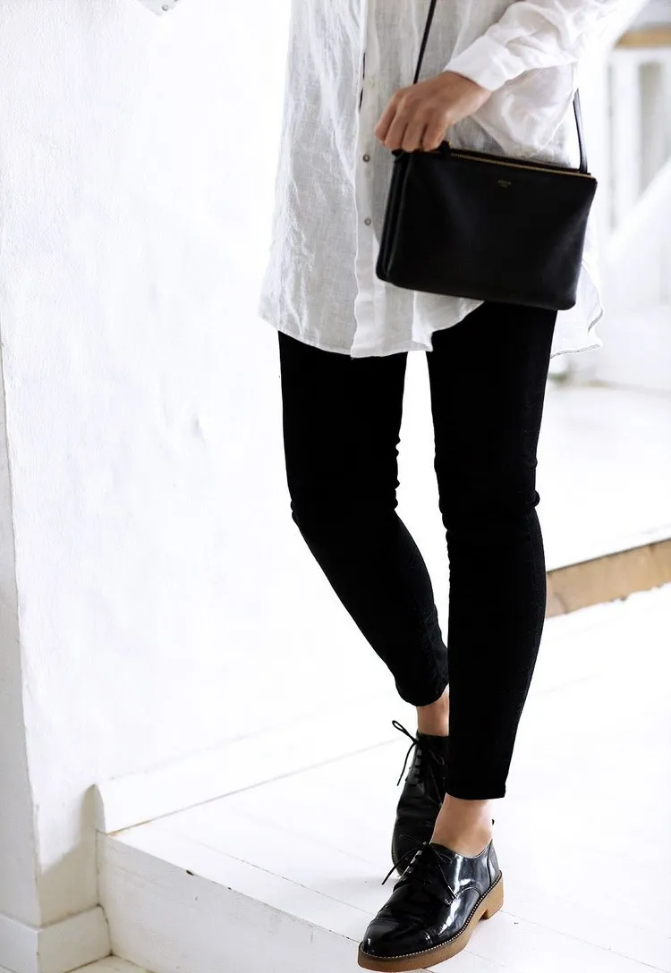 Zapatos derby de mujer de moda 2022 camisa blanca de cuero negro traje de otoño