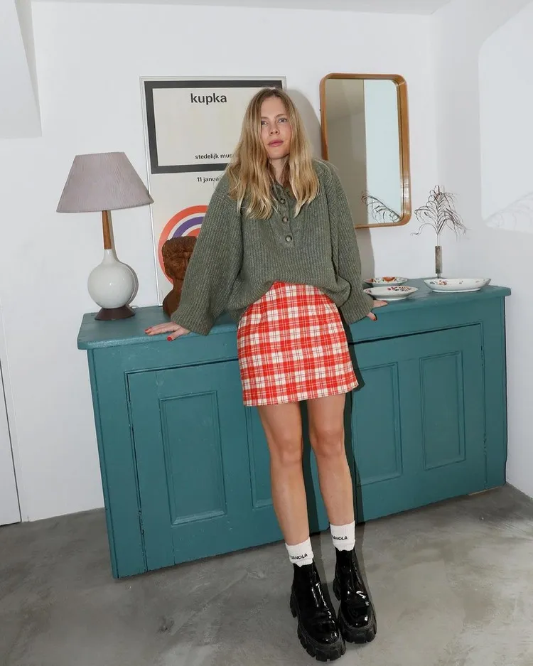 boots trend 2022 fall outfits autumn winter checkered skirt