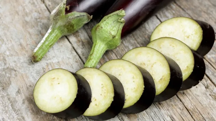 3 tips how to remove the bitter taste of eggplant