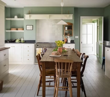 kitchen-design-color-trends-rustic-dining-table