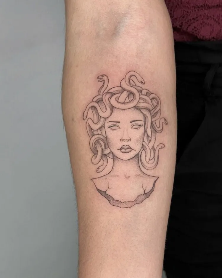 tattoo greek mythology Medusa Gorgon tattoo discreet minimalist