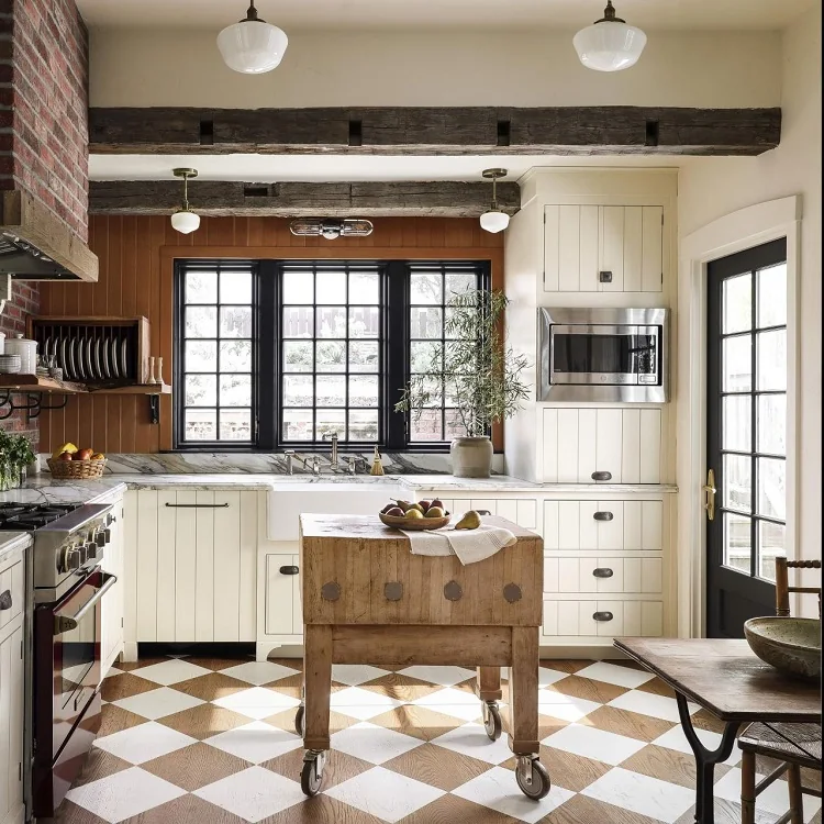 what color of paint for a rustic kitchen