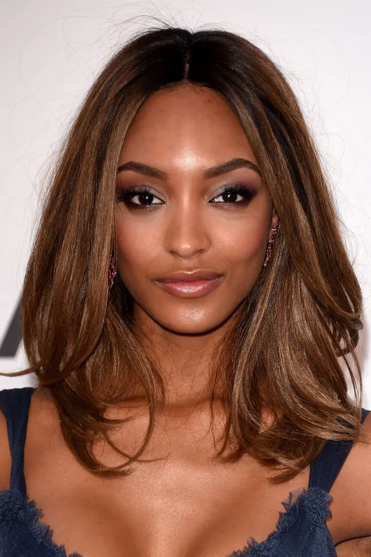 Caramel colored highlights add warmth and softness