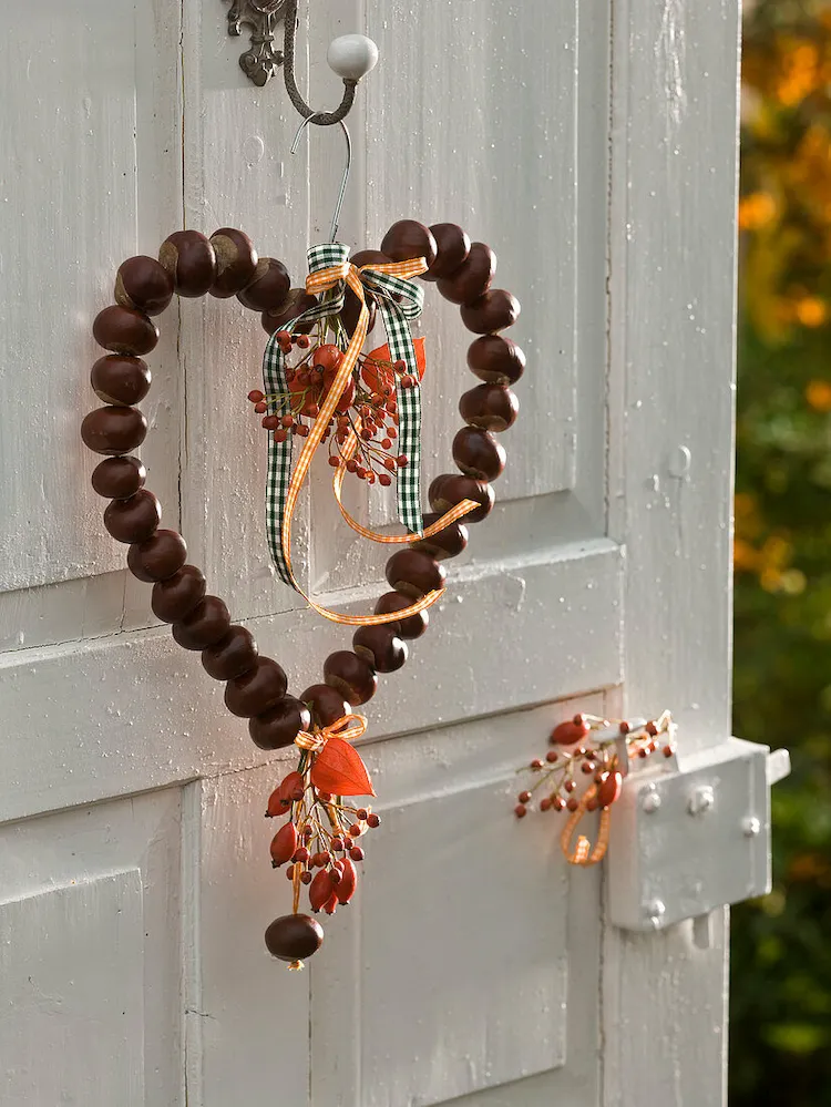DIY chestnut heart fall decorations easy craft ideas