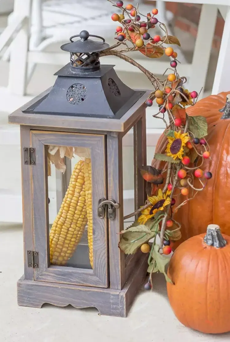 DIY fall decoration corncobs for a rustic style for Thanksgiving