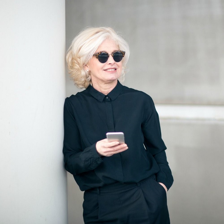 Fashion Mistakes That Make You Look Older Too much black