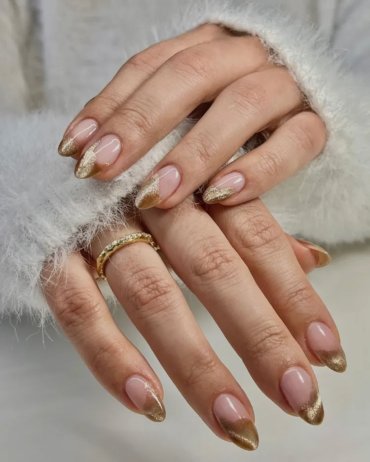 French Nails Trends 2022 Velvet Nails Fall