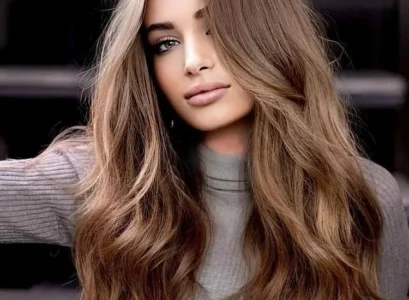 Golden-chocolate-hair-color-is-the-ticket-to-youth