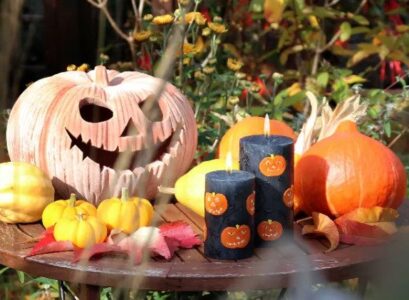Pumpkin-carving-ideas-Halloween-decoration-in-the-front-yard