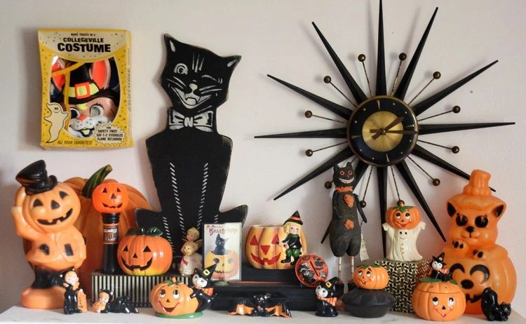 The vintage halloween decoration is trendy this year