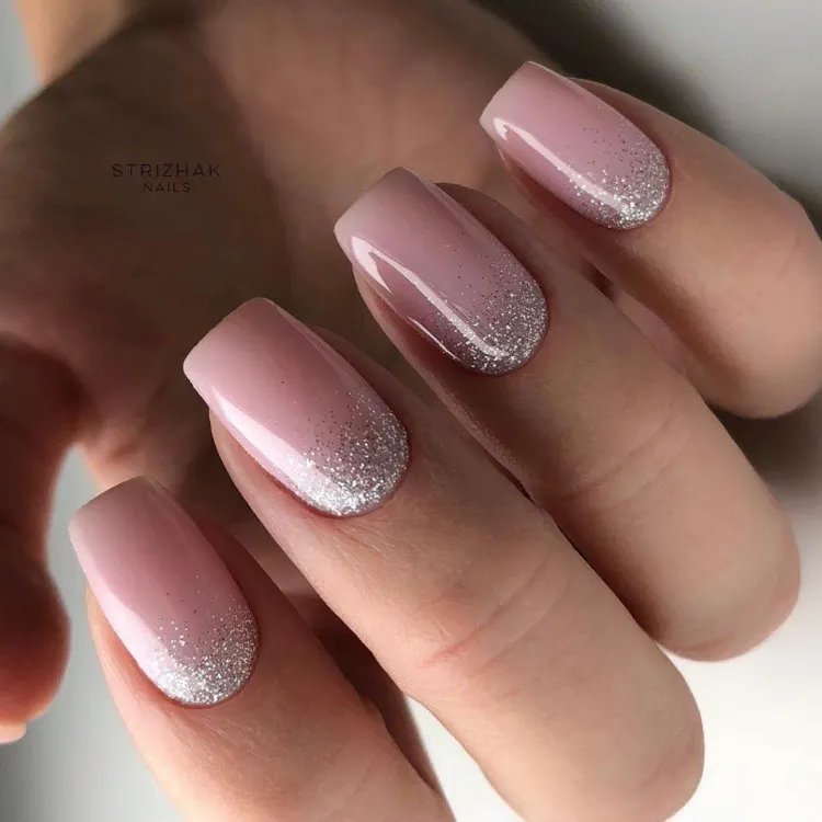Wedding manicure for short nails glitter design