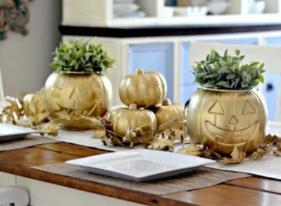 affordable-DIY-Halloween-2022-table-decoration-cheap-materials