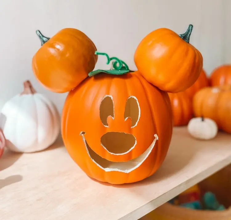 carve funny pumpkin faces mickey mouse